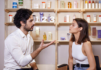 Chat with a Kerastase hair specialist online