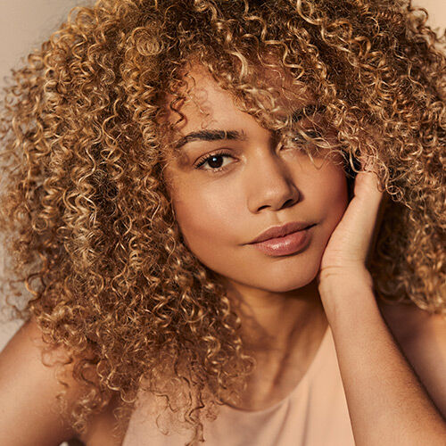 Virtual hair consultation for curly hair